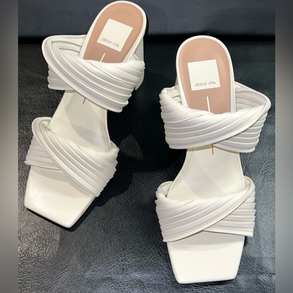 Dolce Vida size 8.5 Ivory Heels - Picture 2 of 6